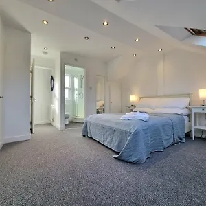 apt-the-loft.cambridgehotelsuk.com/