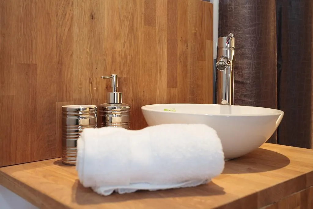 Radas Barcelona Apartment